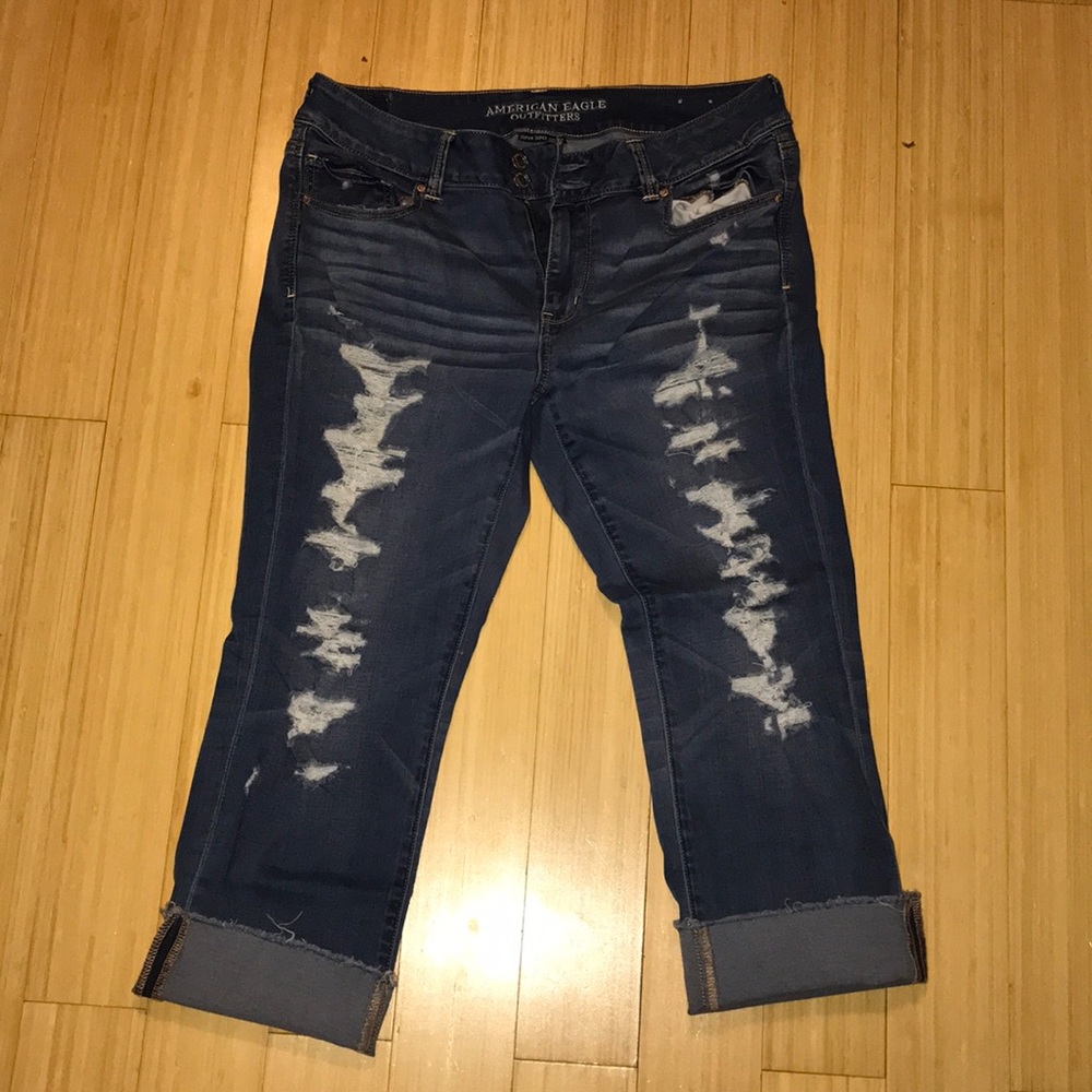 American Eagle Artist Crop