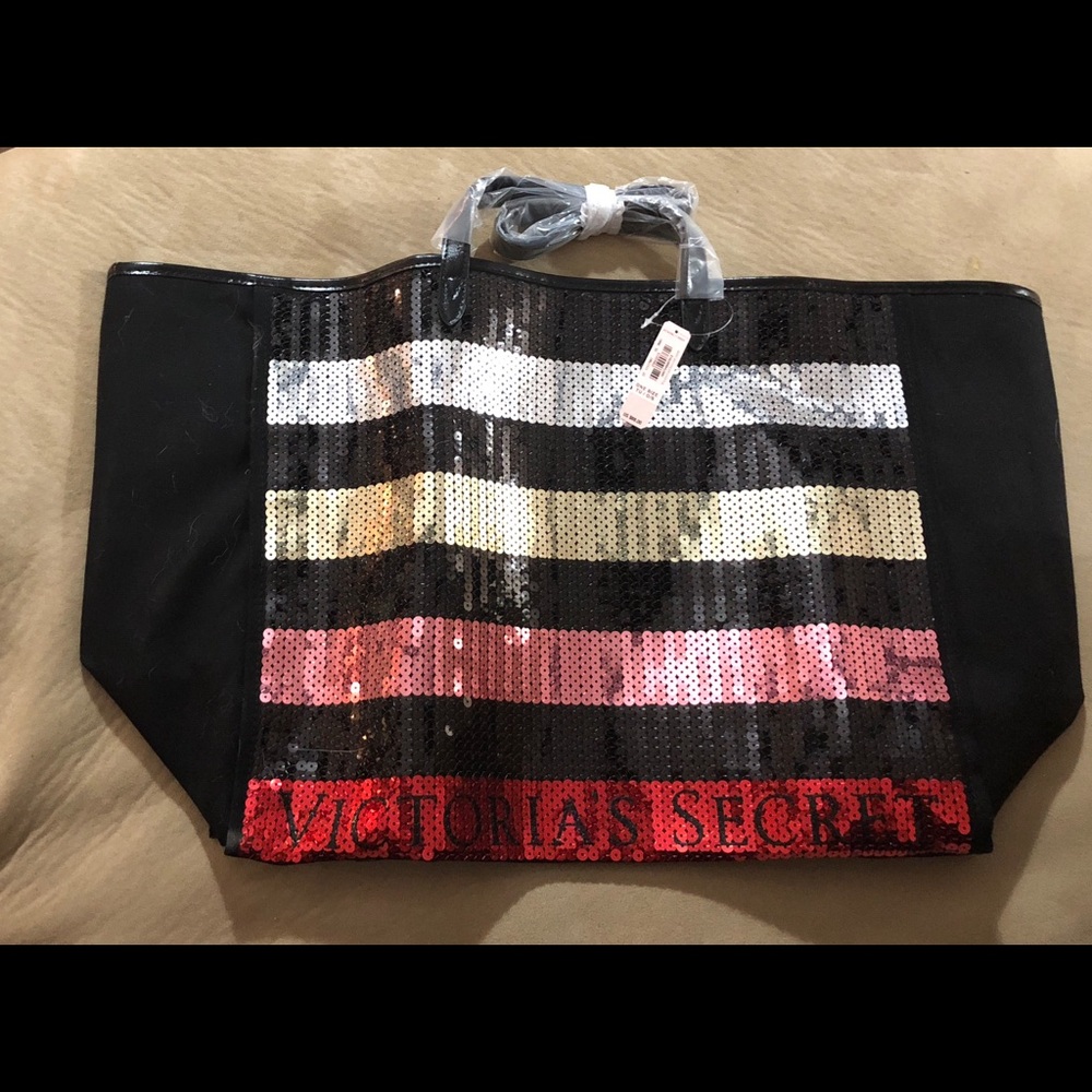 Victoria’s Secret sequence bag