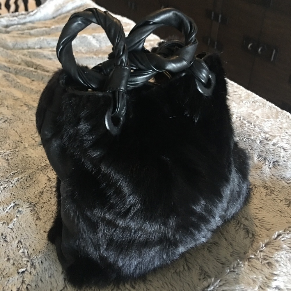 Real fur paolo masi tote