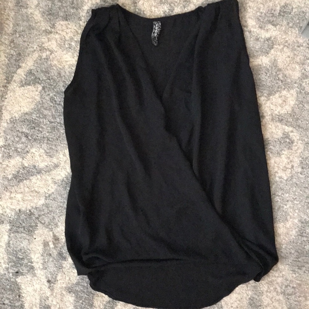 High low fashion tank top