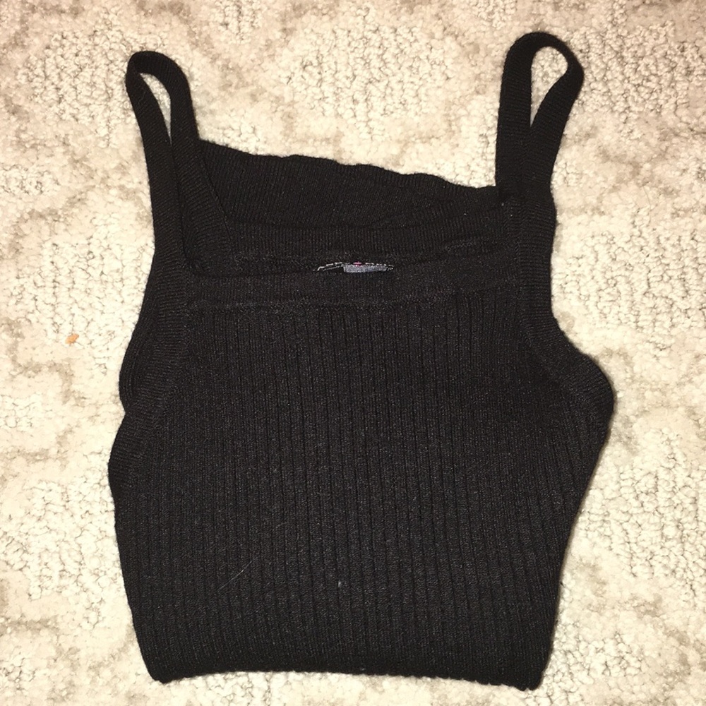 Brandy Melville Crop Top - Picture 2 of 3