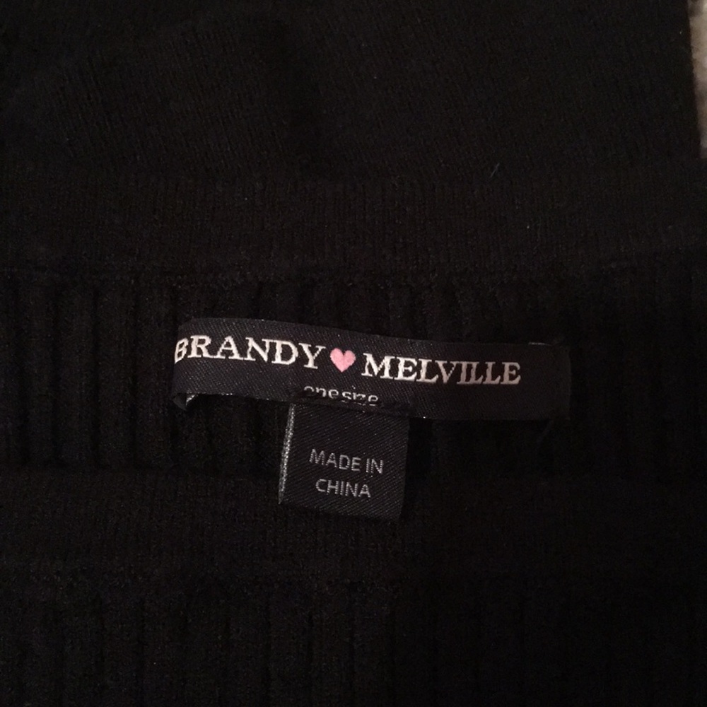 Brandy Melville Crop Top - Picture 3 of 3