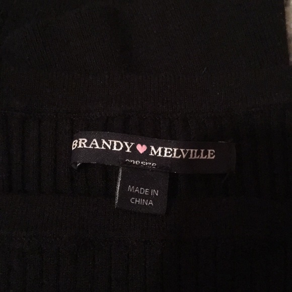Brandy Melville Crop Top - Picture 3 of 3
