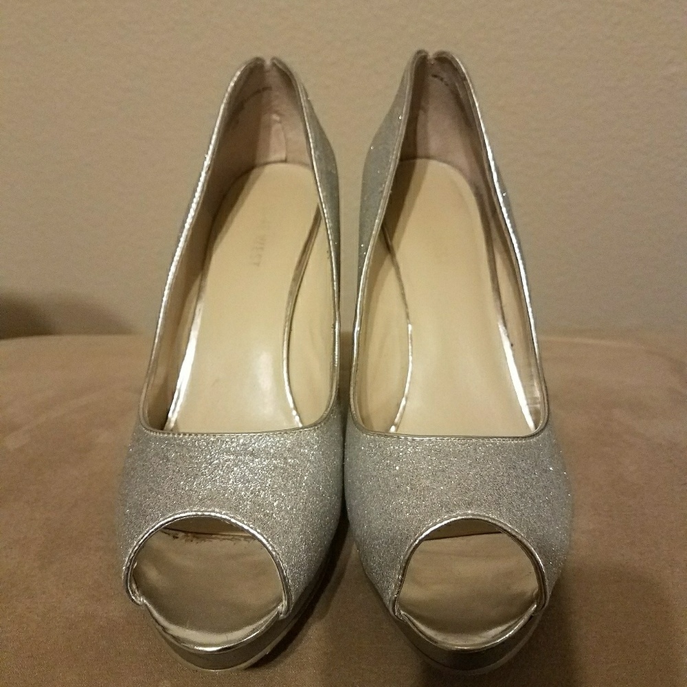 Nine West Silver Heels