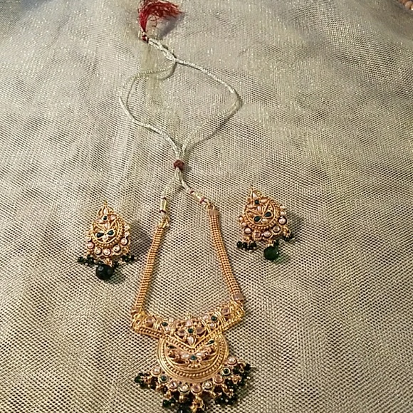 Choker set - Picture 2 of 4