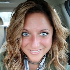 Meet your Posher, Candice