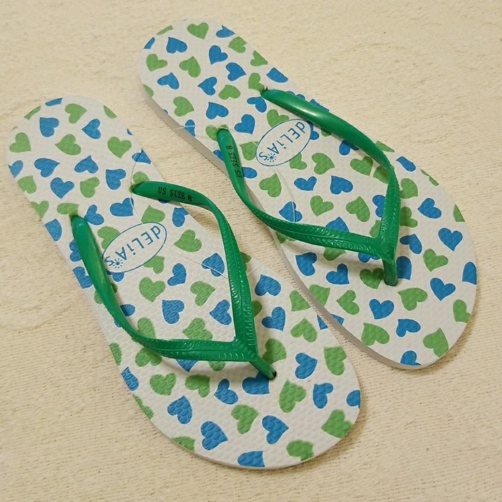 Women's flip flops . Delias