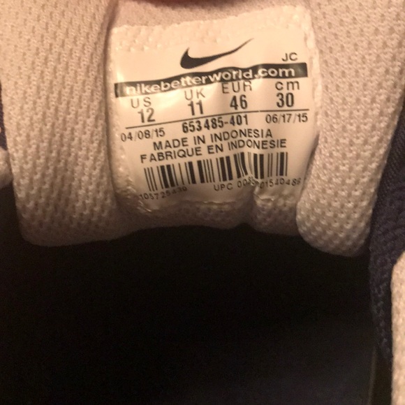 Mens Nike shoes size 12 (NK COURT MAJESTIC SUEDE) - Picture 3 of 3