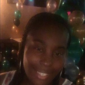 Meet your Posher, Sharonda