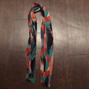 Beautiful scarf!