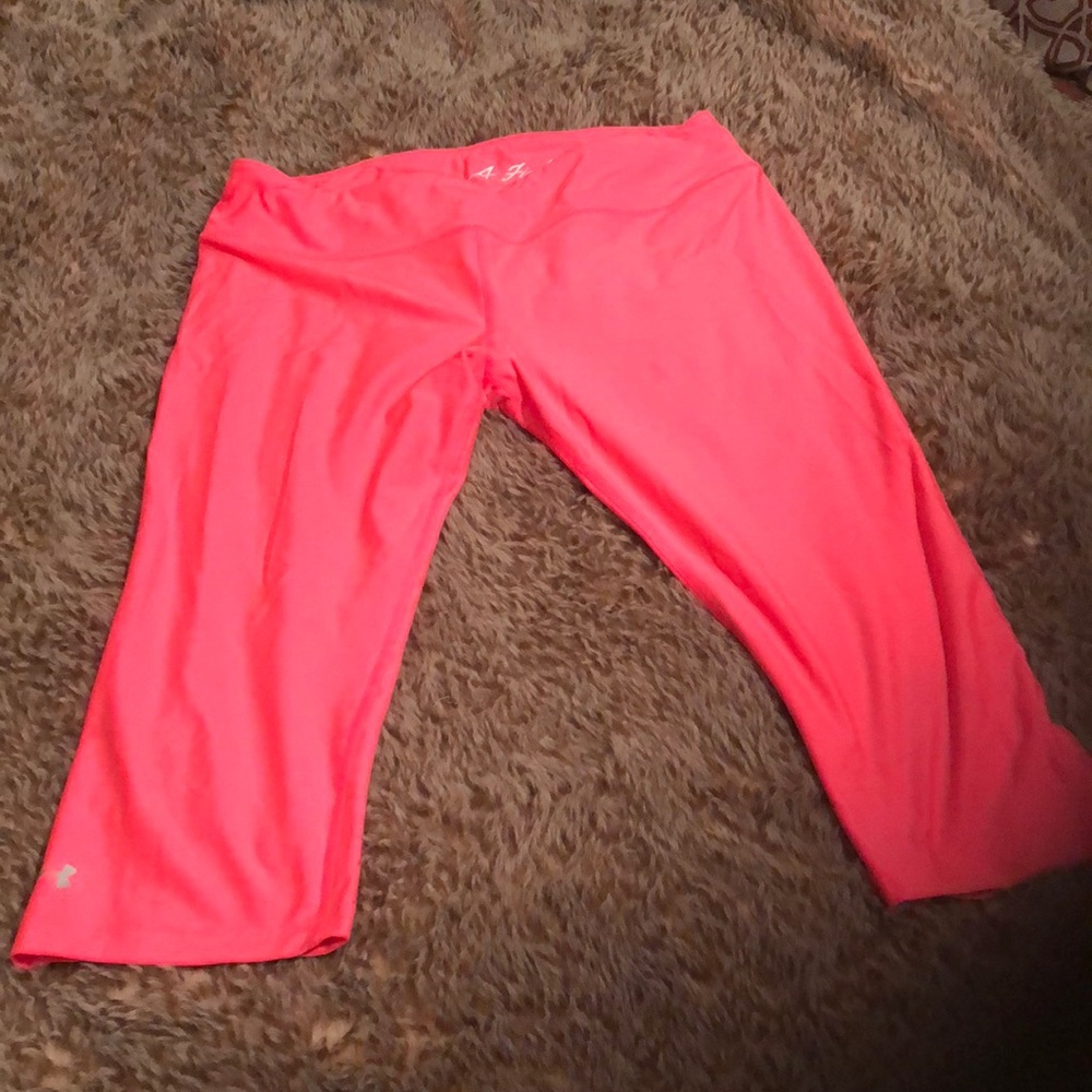 Under Armour Heat Gear Capris, Large