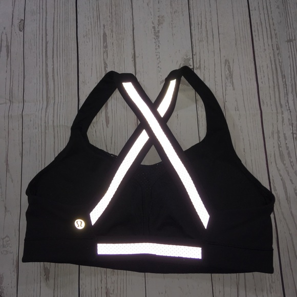 lululemon athletica Tops - Lululemon reflective detail bra size 8