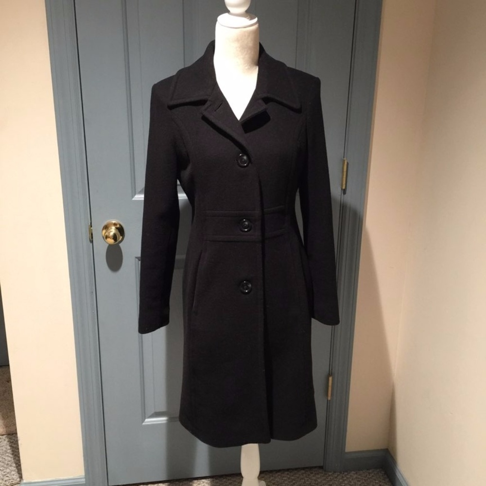 Anne Klein Size Small wool black overcoat
