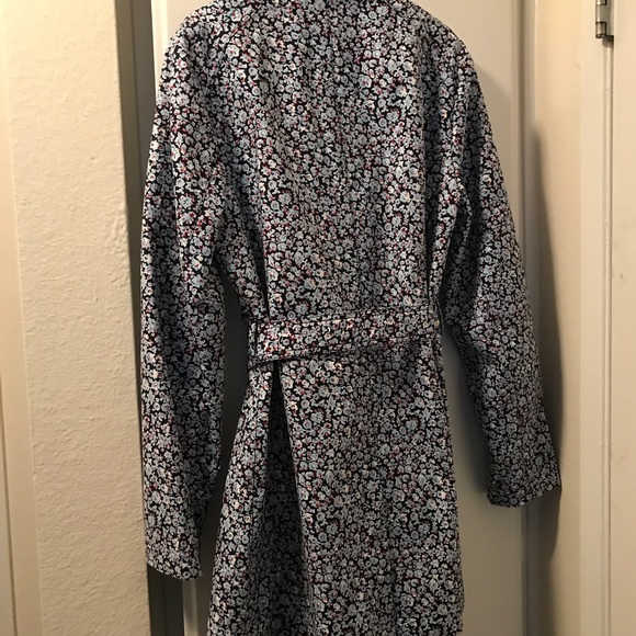 Michael Kors Trench Coat size Medium - Picture 5 of 6