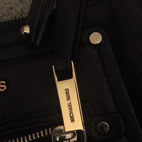 Michael kors cross body bag - Picture 2 of 5