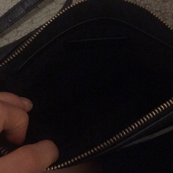 Michael kors cross body bag - Picture 3 of 5