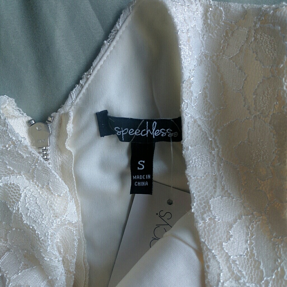 ♥ Speechless eggshell short white Lace Dress - Picture 6 of 8