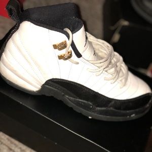 Air Jordan 12 Taxis