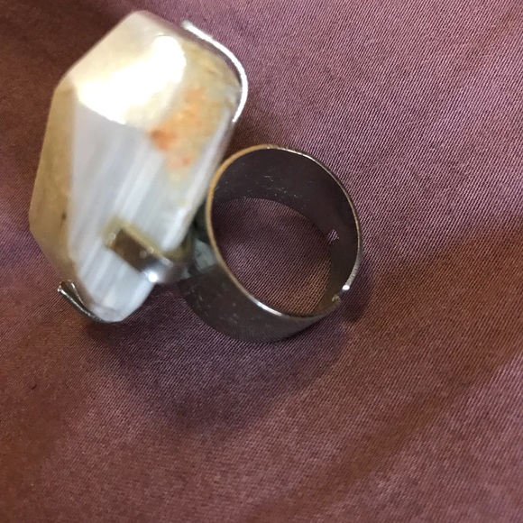 H&M MARBLE RING - Picture 2 of 2