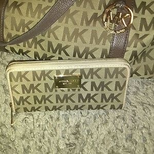 Michael Kors wallet