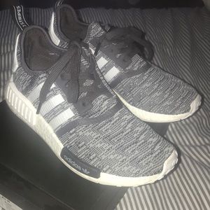 Adidas NMD_R1 gray