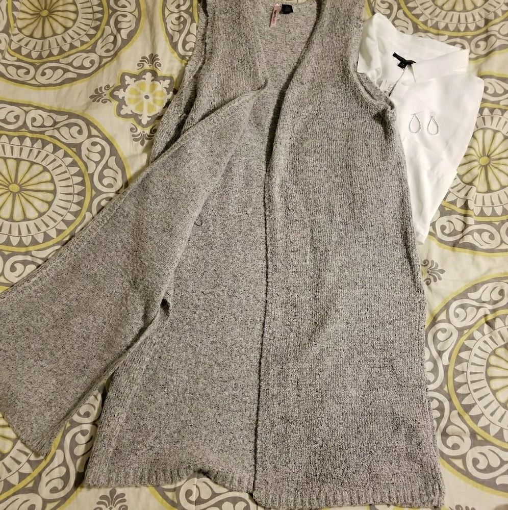 😍 Long grey sweater vest