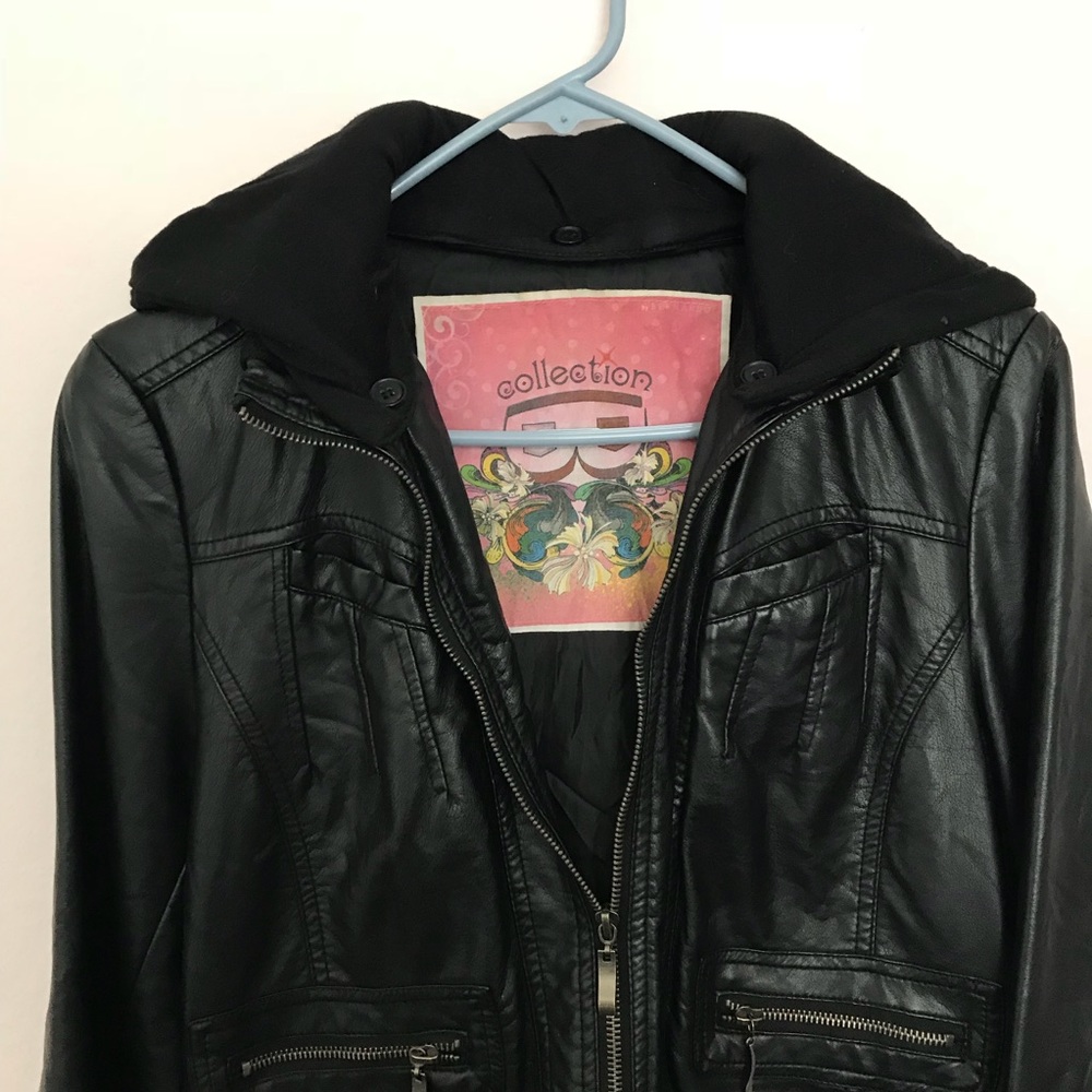 Leather jacket - Picture 2 of 5