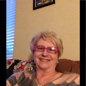 Meet your Posher, Suzanne