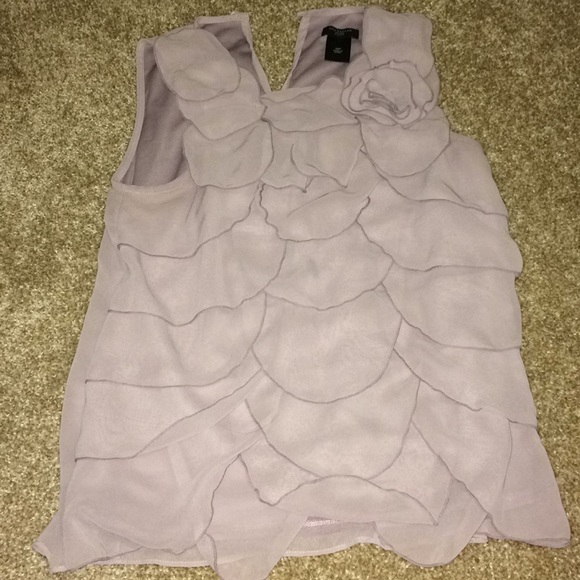 Ann Taylor scallop top similar to Ashley Greene - Picture 1 of 3