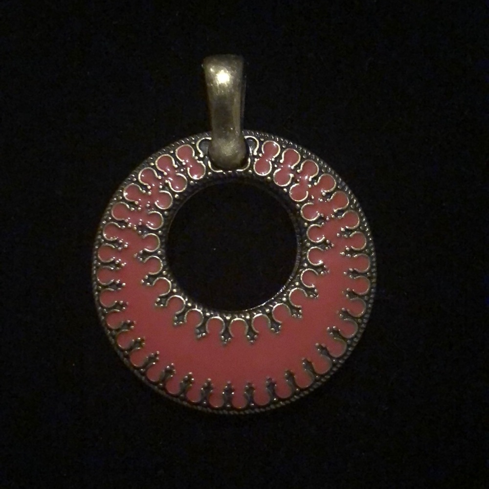 Two sided pendent