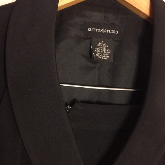 Silk blazer and pants size 6 - Picture 2 of 4