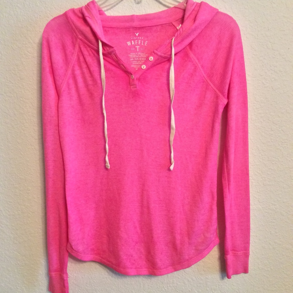 PINK HOODED WAFFLE SHIRT. SO CUTE AND COMFORTABLE. - Picture 1 of 4
