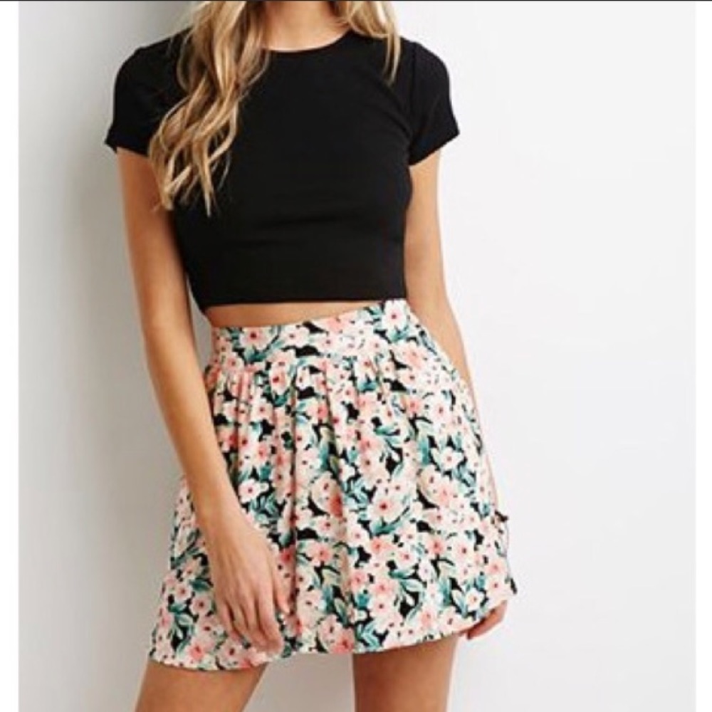 floral mini skirt