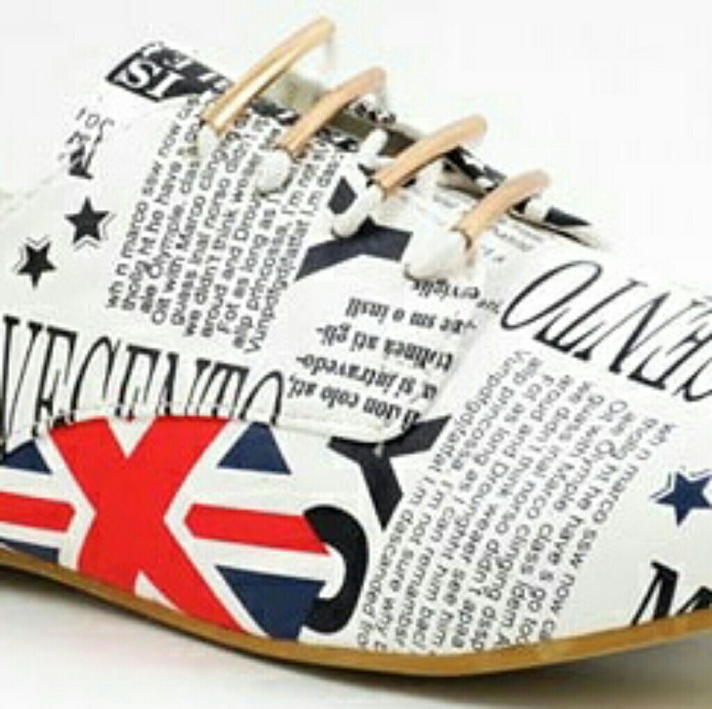 Fashion Flats