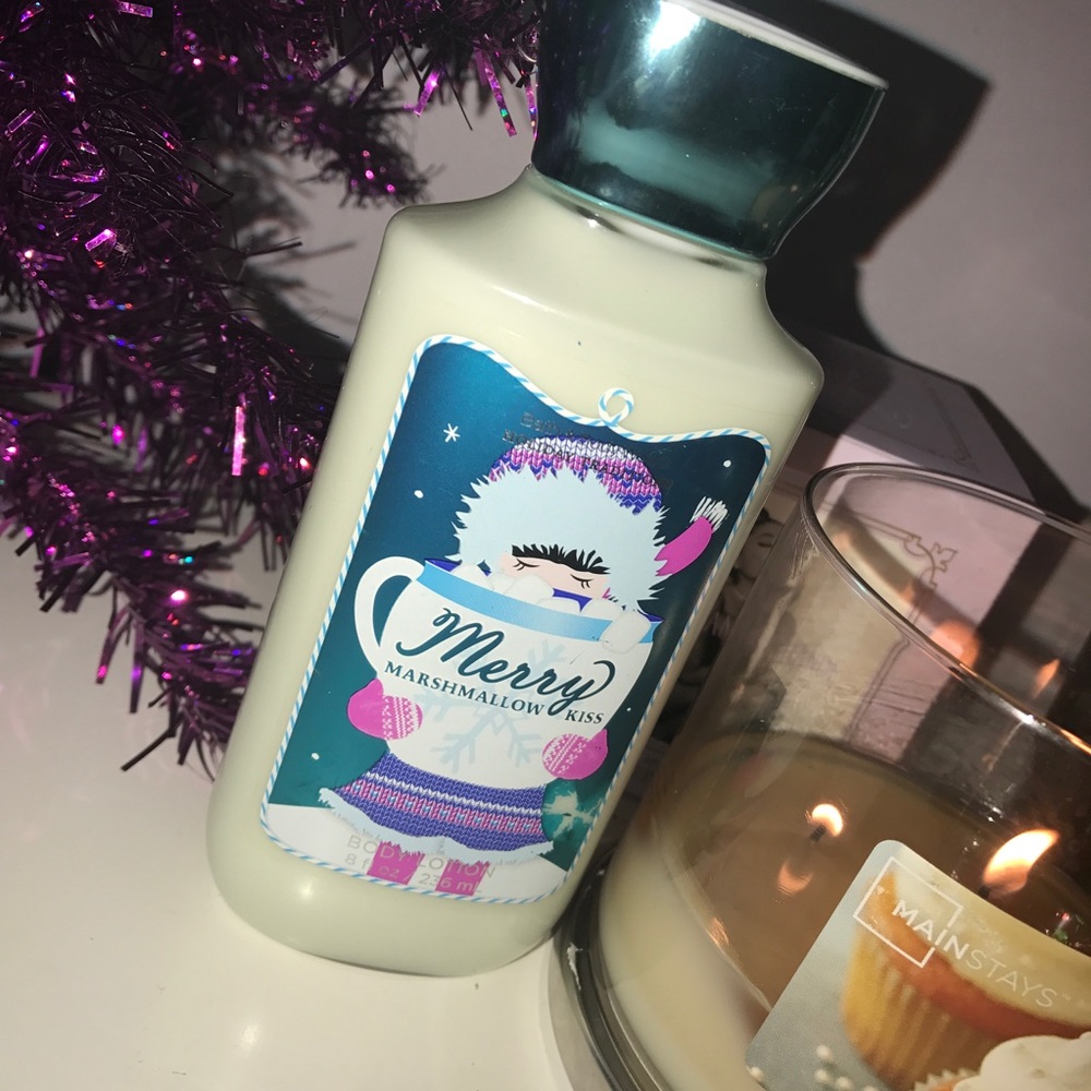 Bath&Body Works Marshmallow Kiss Lotion