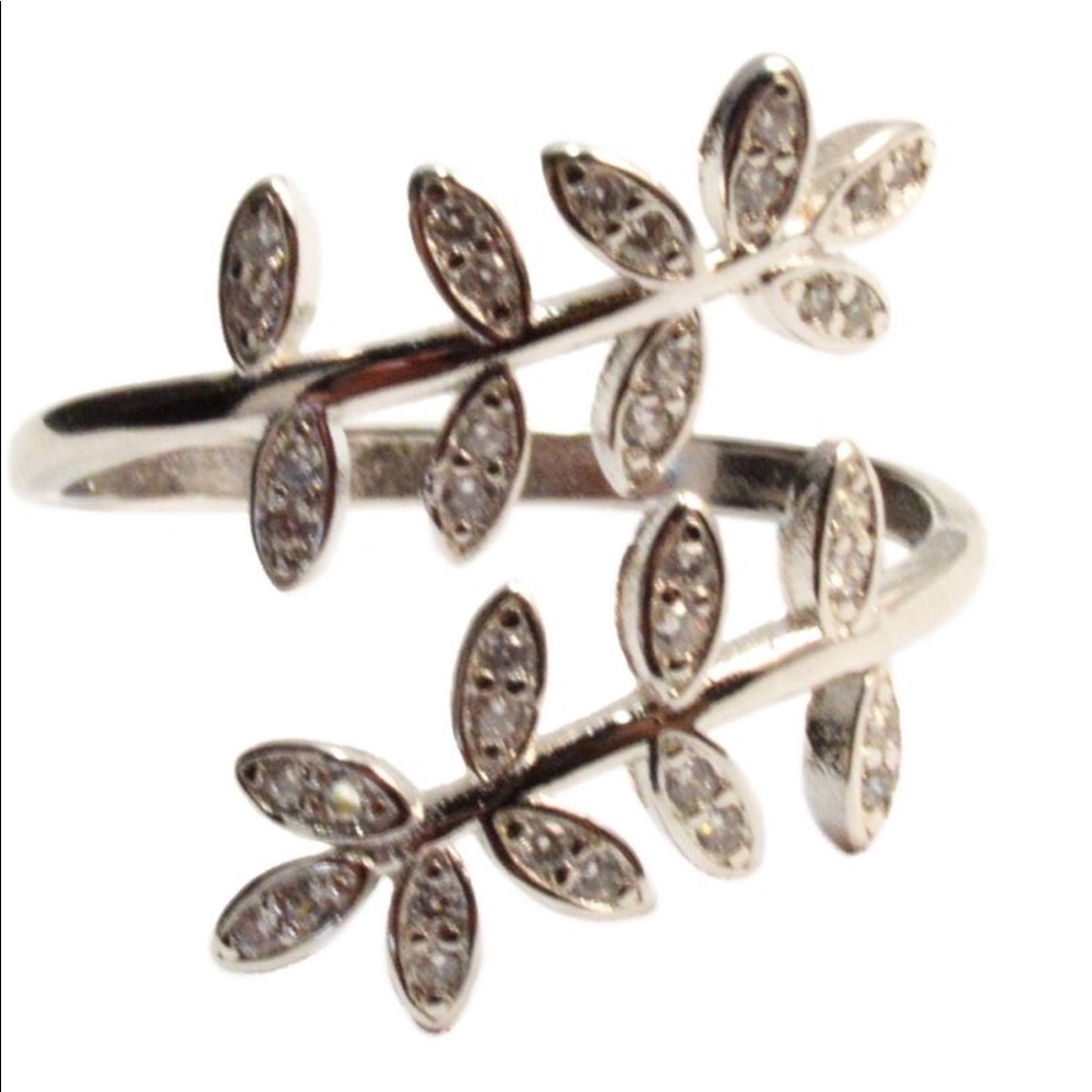 Sterling Silver & Crystal Leaves Ring - Picture 1 of 1