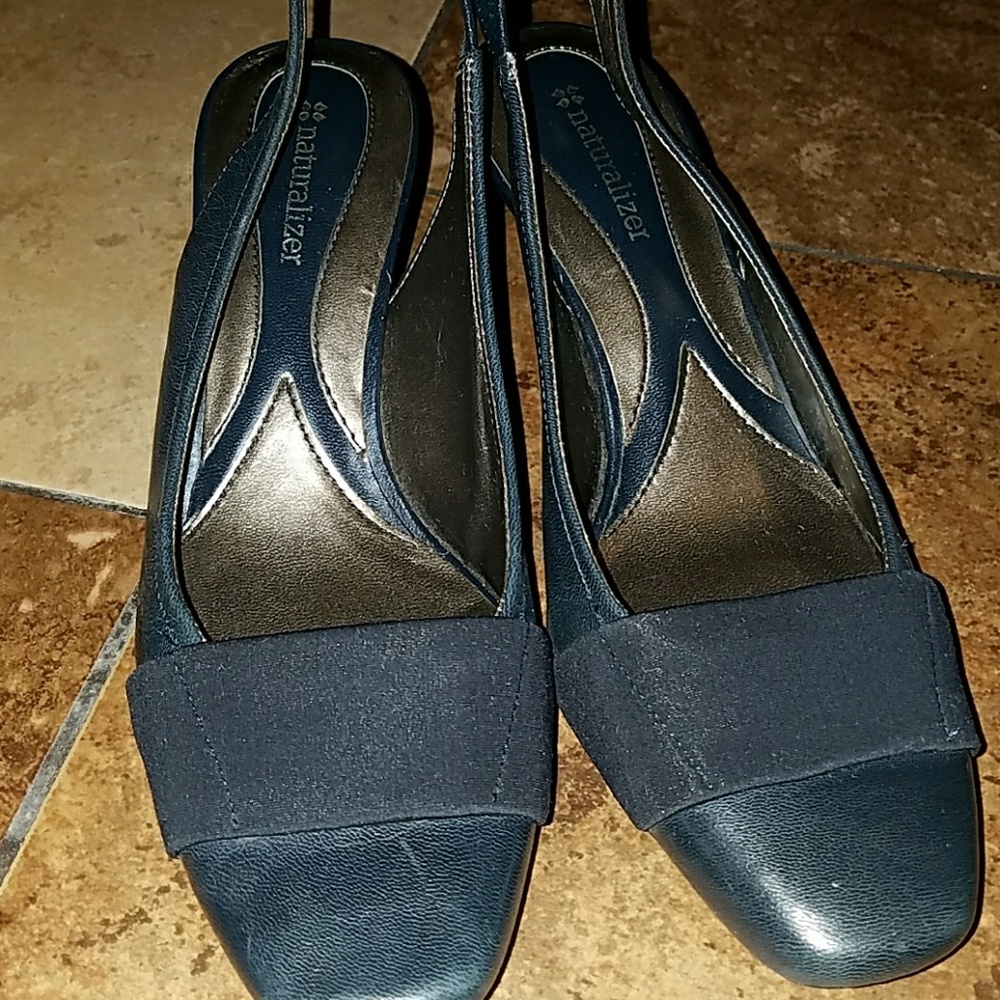Naturalizer Navy Blue Pumps