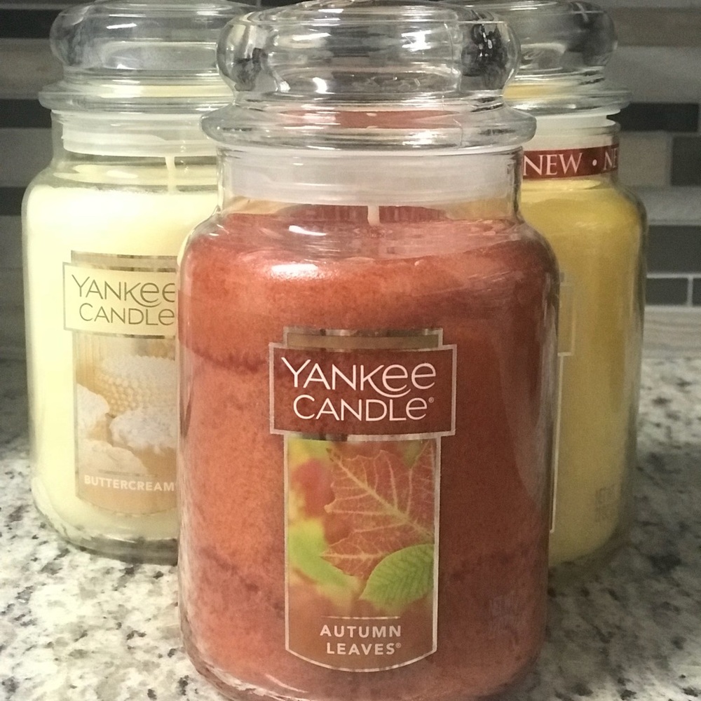 SOLD Autumn Leaves BRAND NEW Yankee Candle