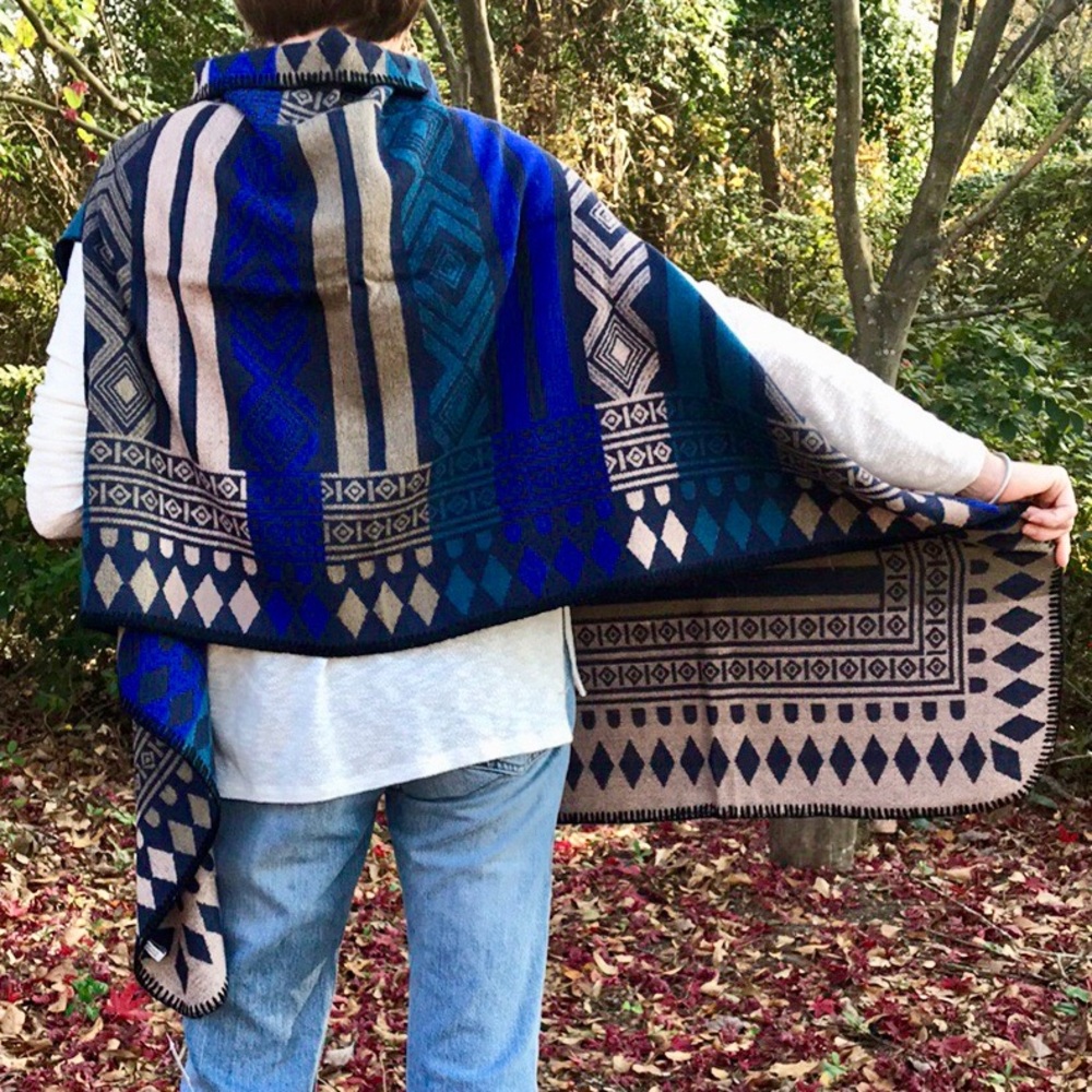 ONE LEFT! Blue Geo Tribal Poncho/Open Cardigan🌺 - Picture 6 of 8