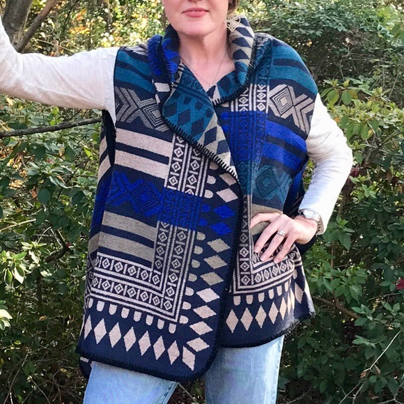 ONE LEFT! Blue Geo Tribal Poncho/Open Cardigan🌺 - Picture 8 of 8
