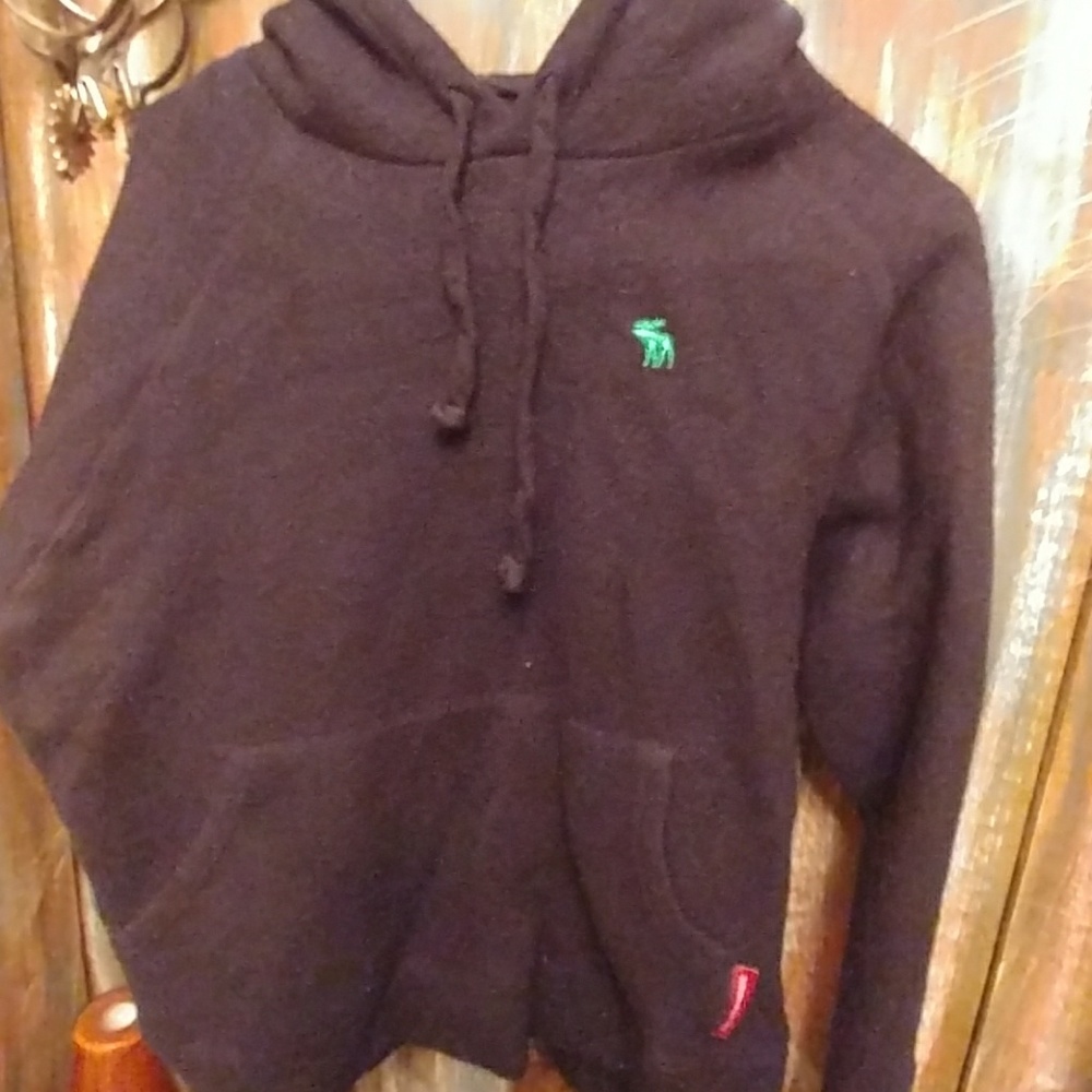 Wool pullover with hood