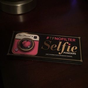 #Nofilter Selfie enhancing powder