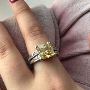 18k gold electroplated canary stone size 8.