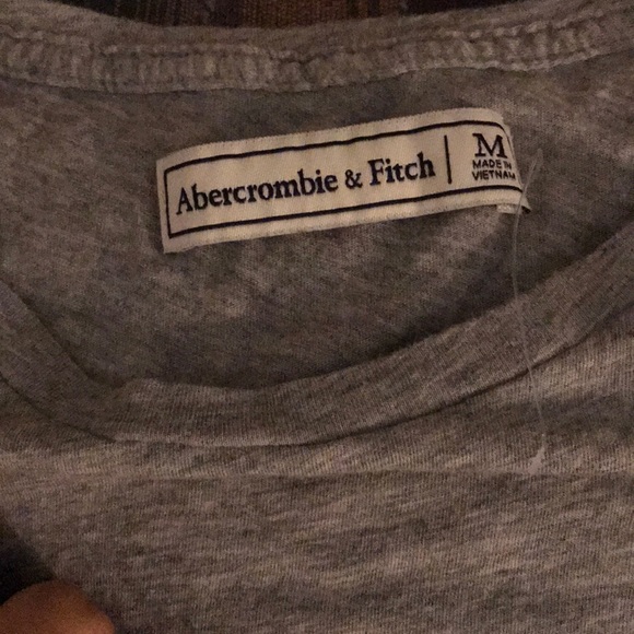 Abercrombie and Fitch Ruffle Tee - Picture 2 of 3