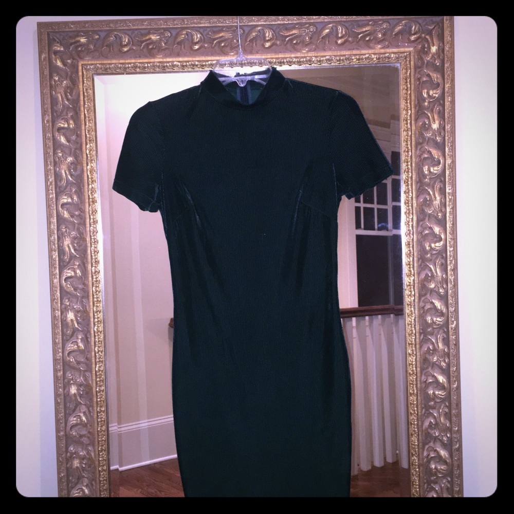 Dark green striped velour short sleeve dress sz S