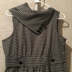 Maurice's black/ivory jumper size 11/12