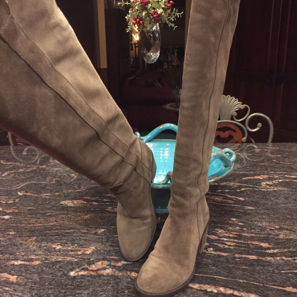BCBG “OTK” GENUINE SUEDE BOOTS