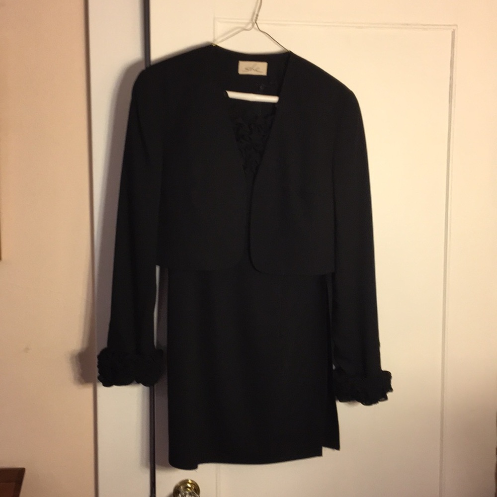 She cropped top and matching tunic