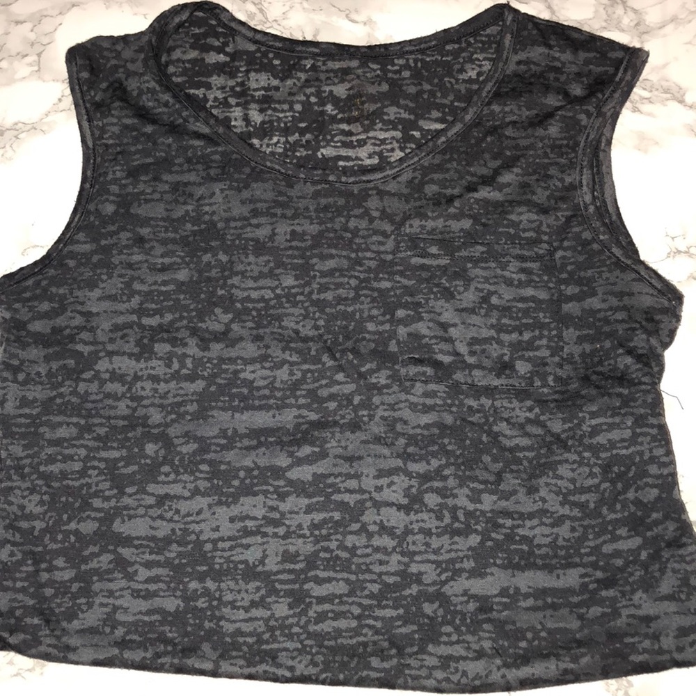 muscle shirt