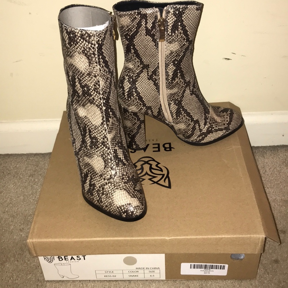 **NEVER WORN** Snake print heel booties!